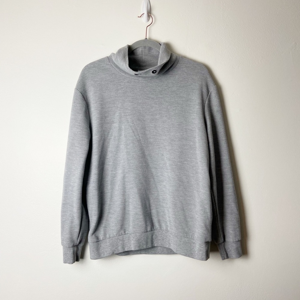 ZARA • Women’s Grey Ribbed Funnel/Turtleneck Pullover Sweater Size Medium
